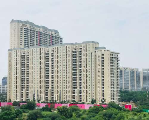 4 BHK Flat for Sale